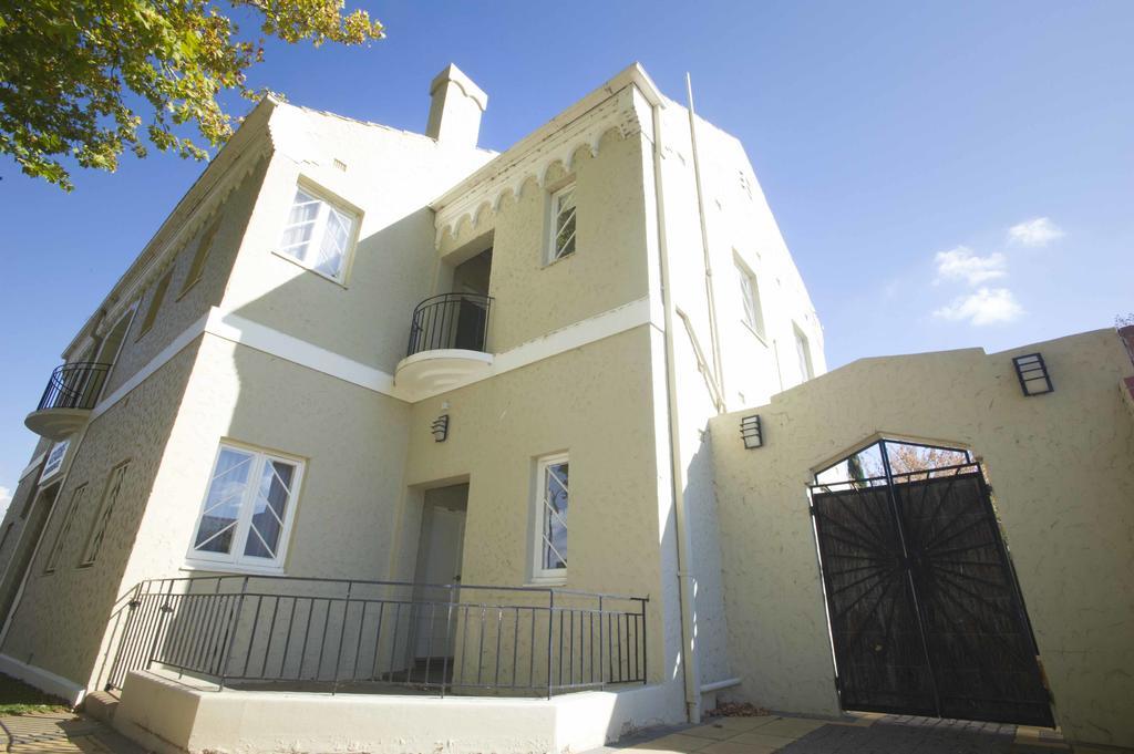 Globe Apartments Wagga Wagga Exterior photo