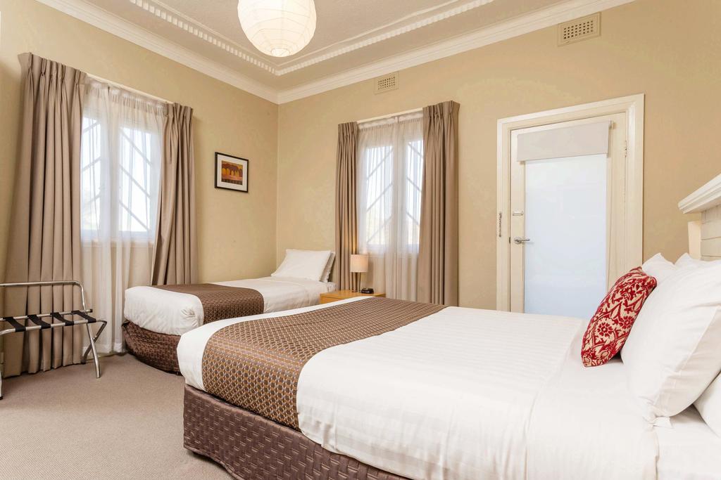 Globe Apartments Wagga Wagga Exterior photo